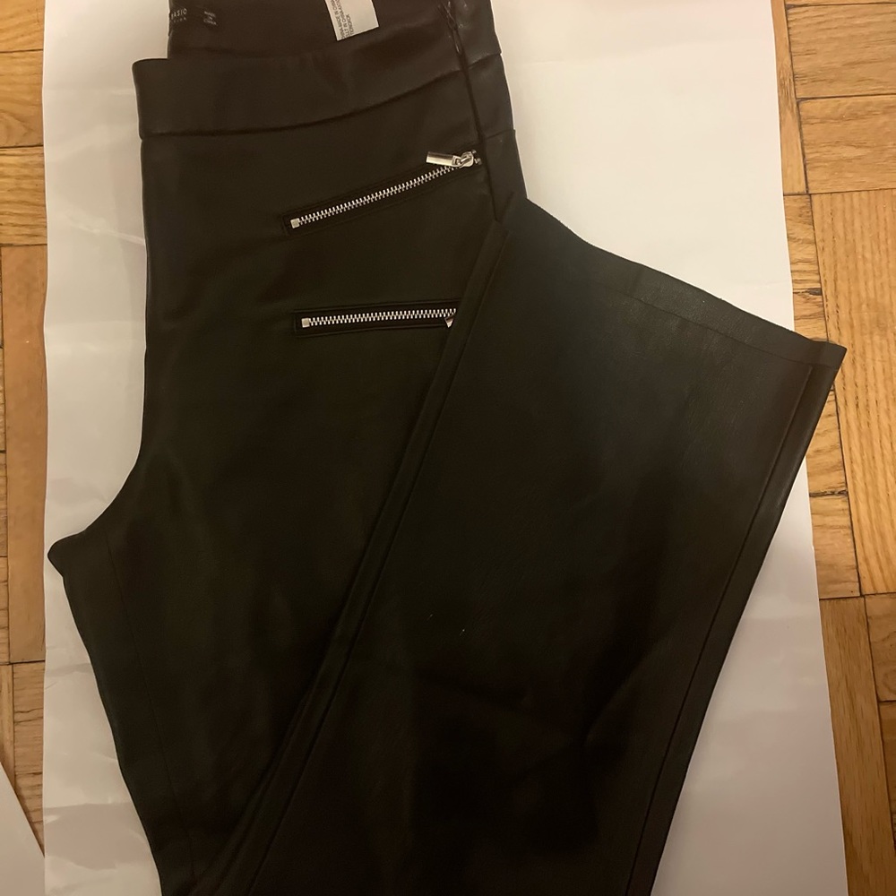 ‼️SOLD‼️Zara faux leather pants